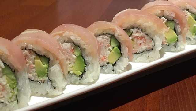 Yellowtail Roll 8pcs.