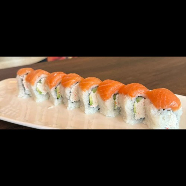 Salmon Roll 8pcs.